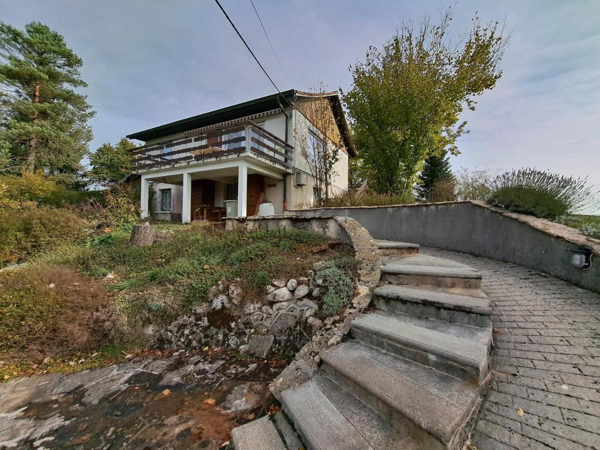 Cosy House In Picturesque Jura Villa Дусиер Екстериор снимка